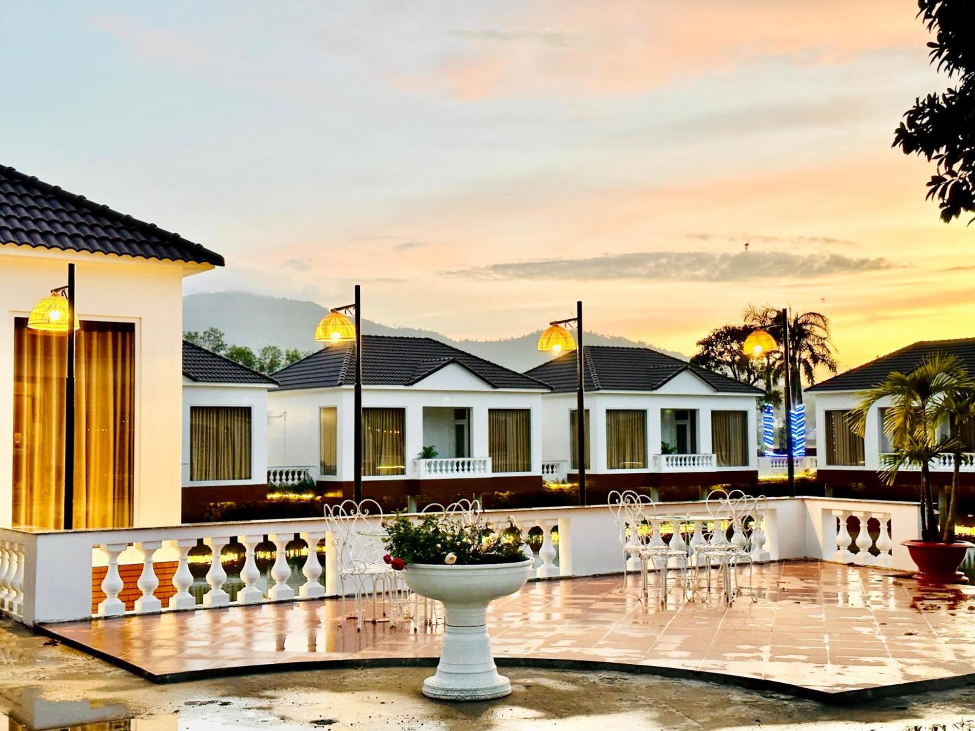 Rong Vang Resort Tri Ton 외부 사진
